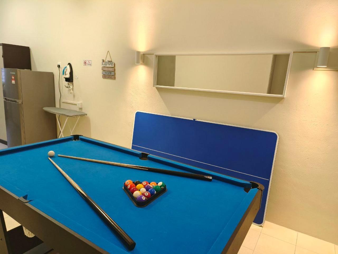 Newcastle Seri Impian Snooker Ping Pong Neflix クルアン エクステリア 写真